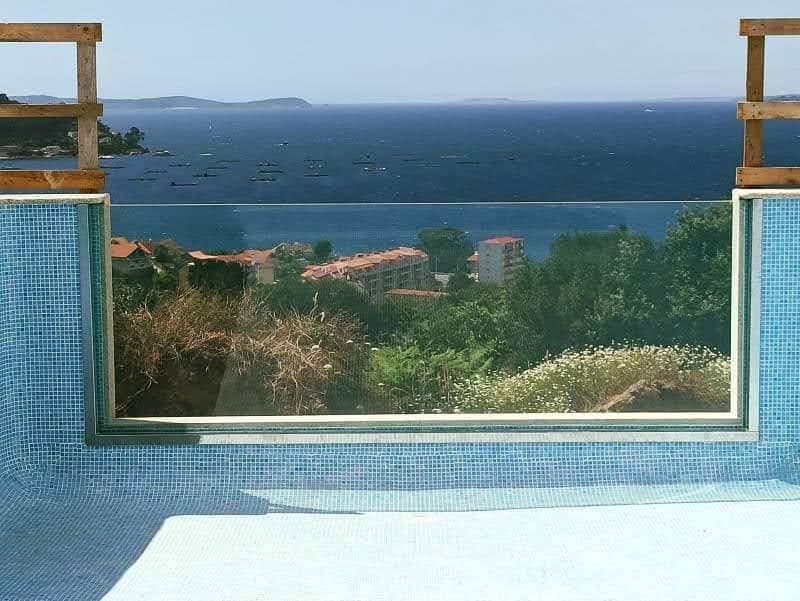 Algunos de los trabajos realizados por nuestra empresa de construcción en Vilanova de Arousa