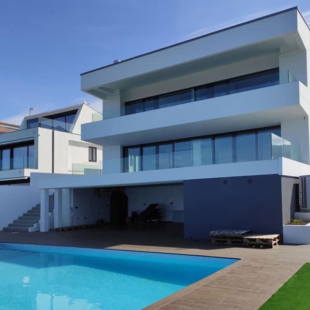 Más de 40 años en construcciones y reparaciones de viviendas